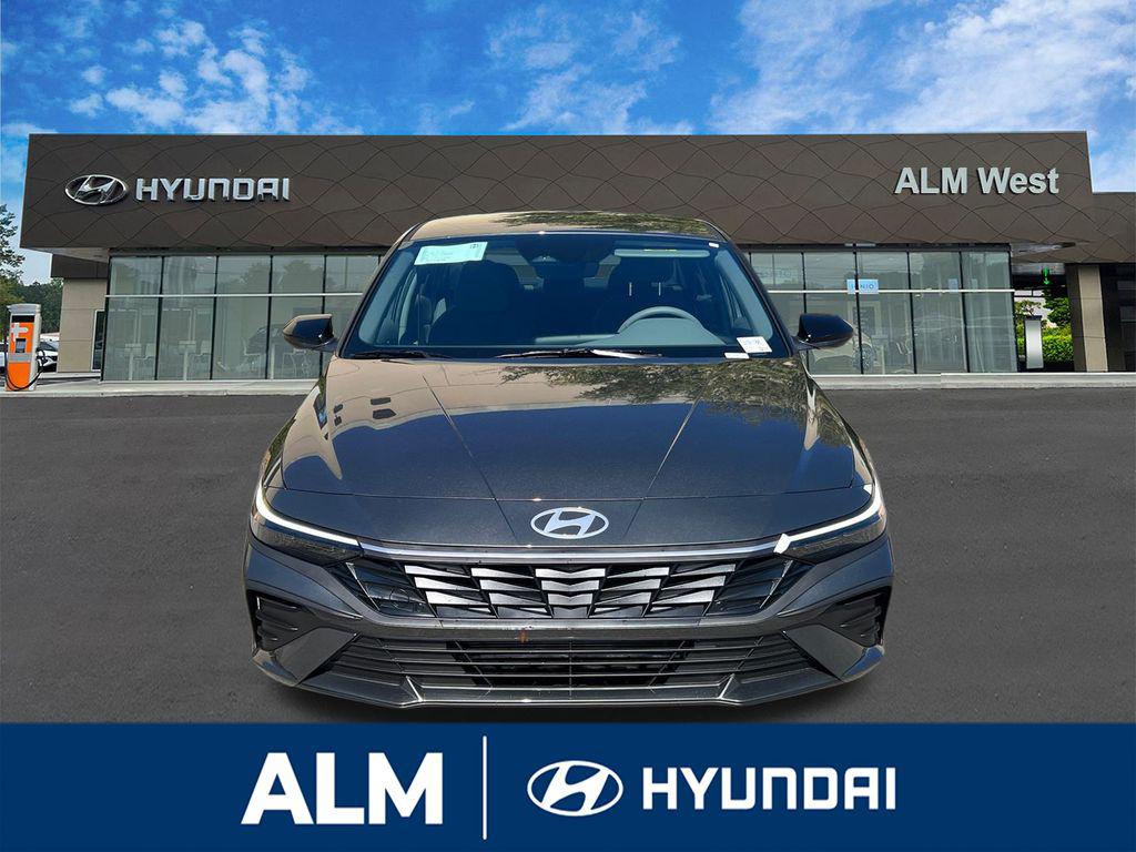 New 2026 Gray HYUNDAI SEL Sport image 3