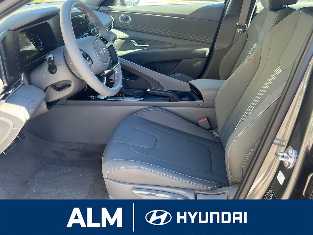 New 2026 Gray HYUNDAI SEL Sport image 11