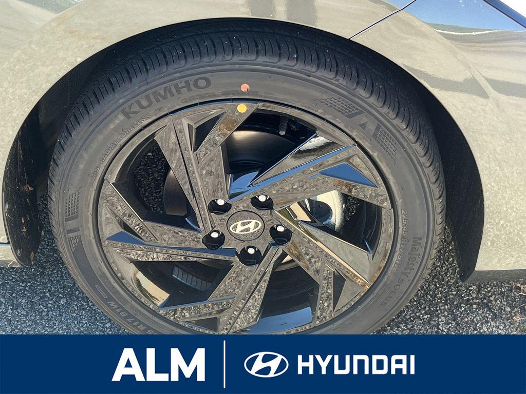 New 2026 Gray HYUNDAI SEL Sport image 14