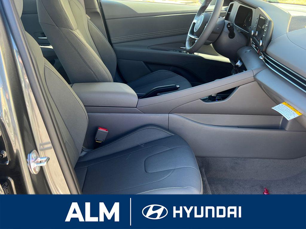 New 2026 Gray HYUNDAI SEL Sport image 15