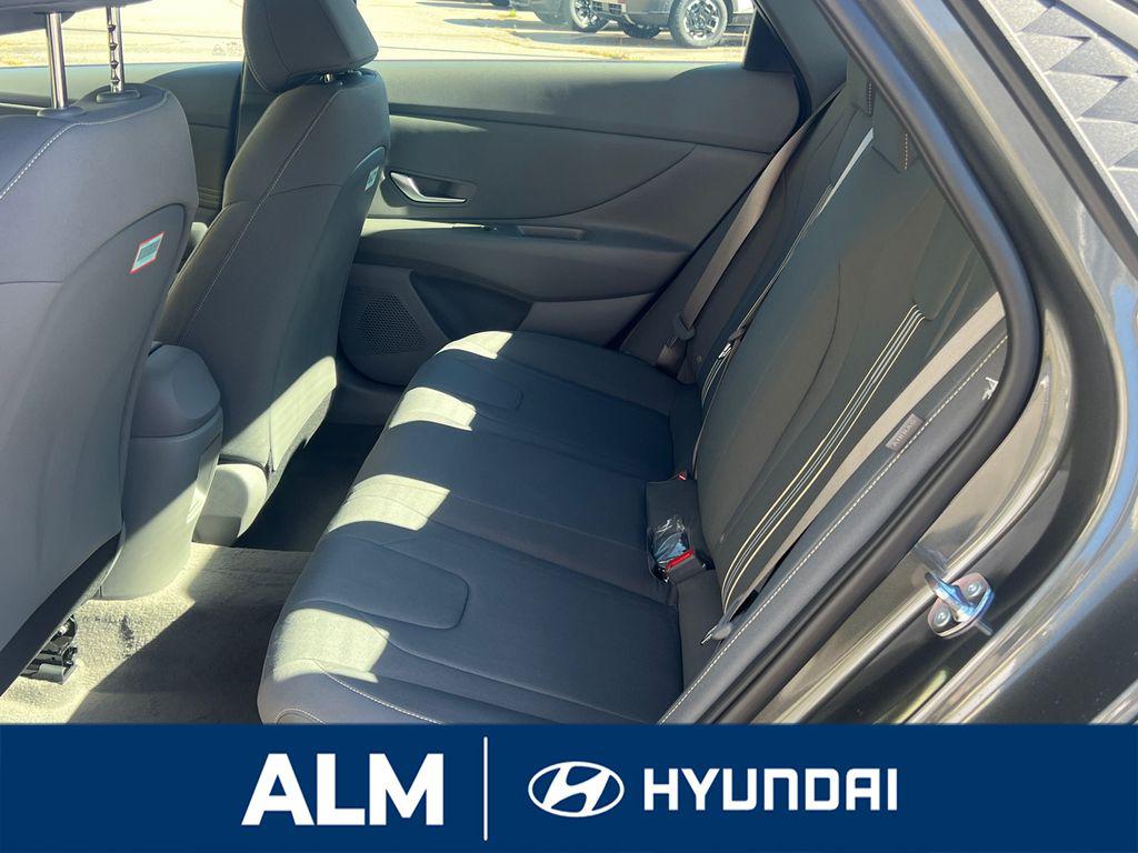 New 2026 Gray HYUNDAI SEL Sport image 21