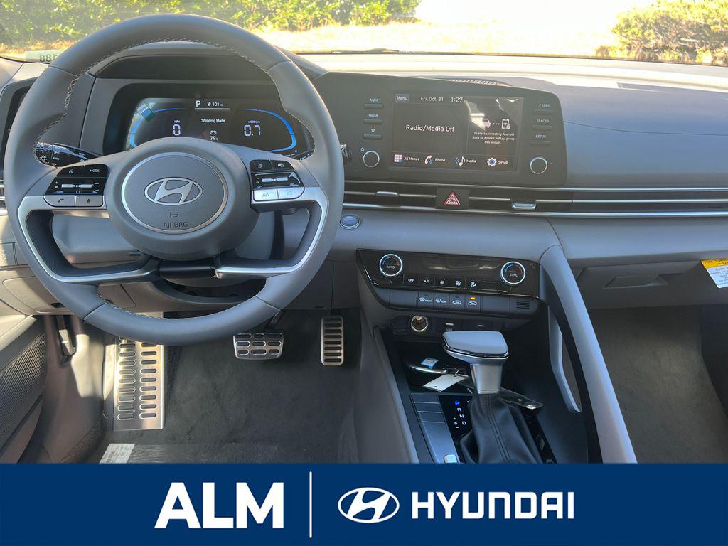 New 2026 Gray HYUNDAI SEL Sport image 23