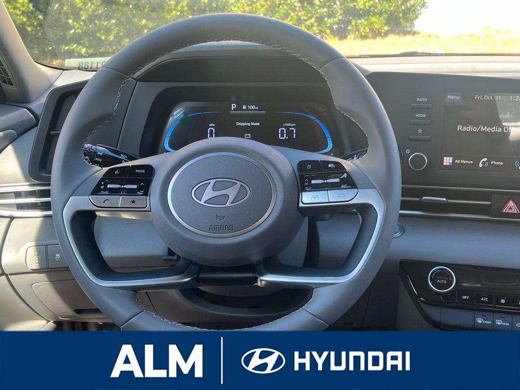New 2026 Gray HYUNDAI SEL Sport image 24