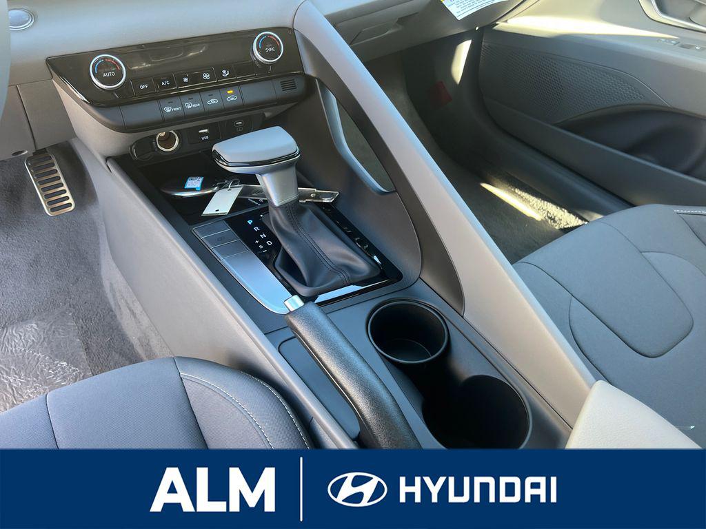 New 2026 Gray HYUNDAI SEL Sport image 30