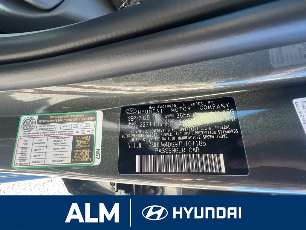 New 2026 Gray HYUNDAI SEL Sport image 32