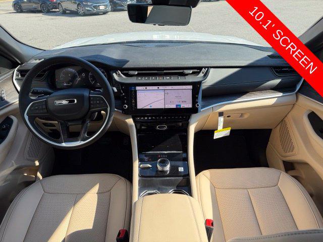 2027 Jeep Grand Cherokee GRAND CHEROKEE LIMITED 4X4