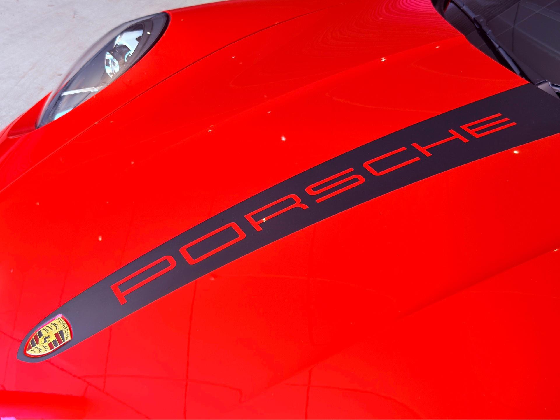 2024 Porsche 911 T - Photo 8