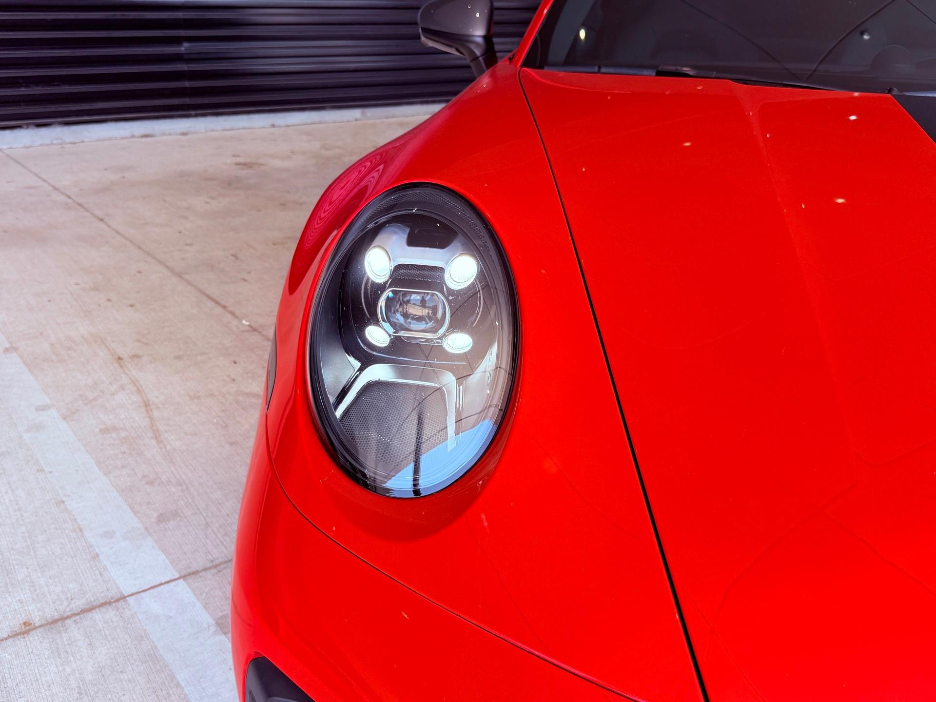 2024 Porsche 911 T - Photo 10