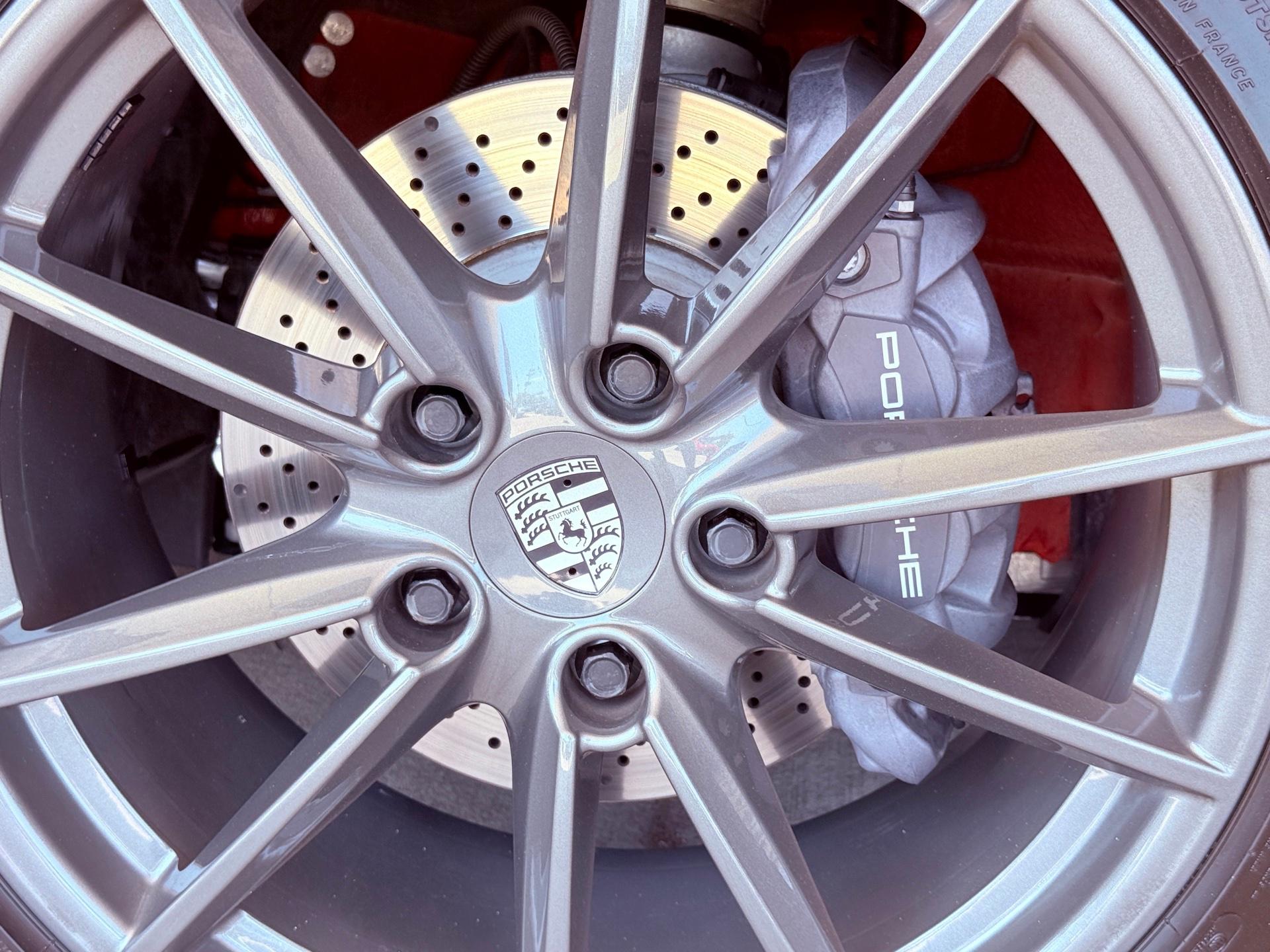 2024 Porsche 911 T - Photo 12