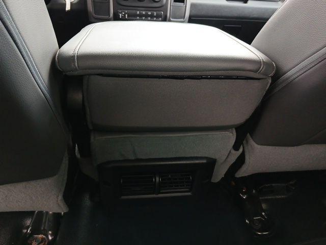 2017 Ram 2500 Tradesman Crew Cab 4x4 64 Box