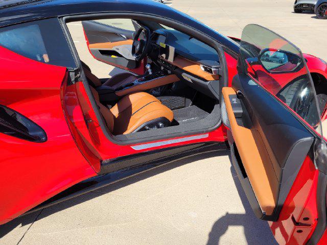2026 Lotus Emira - Photo 28