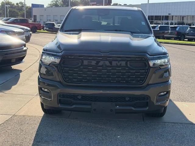 2027 RAM Ram 1500 RAM 1500 BIG HORN CREW CAB 4X4 57 BOX 2027 RAM Ram 1500 RAM 1500 BIG HORN CREW CAB 4X4 57 BOX