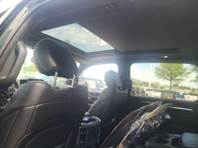 2027 RAM Ram 1500 RAM 1500 LARAMIE CREW CAB 4X4 57 BOX 2027 RAM Ram 1500 RAM 1500 LARAMIE CREW CAB 4X4 57 BOX