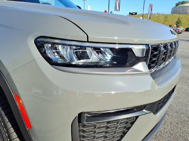 2027 Jeep Grand Cherokee GRAND CHEROKEE LIMITED 4X4 2027 Jeep Grand Cherokee GRAND CHEROKEE LIMITED 4X4