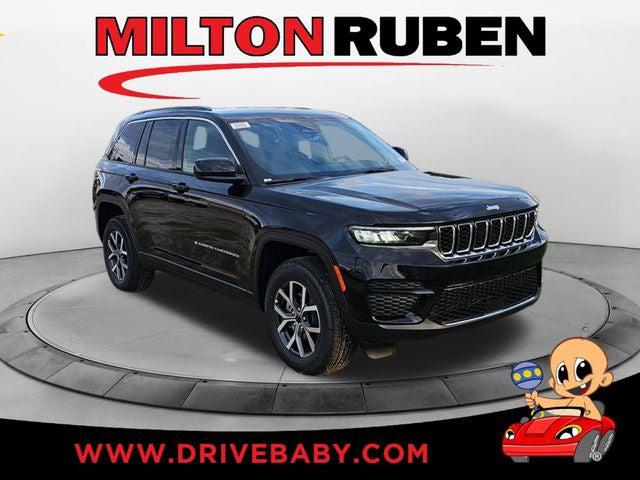2027 Jeep Grand Cherokee Laredo