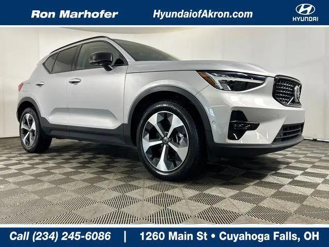 2023 Volvo XC40 B4 Ultimate Dark Theme for sale in Cuyahoga Falls, OH