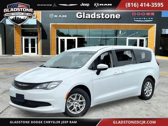 2023 Chrysler Voyager LX for sale in Gladstone, MO