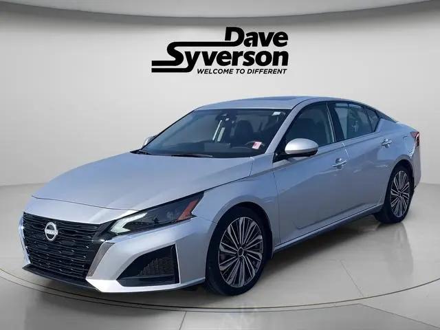 2025 Nissan Altima SL FWD for sale in Albert Lea, MN