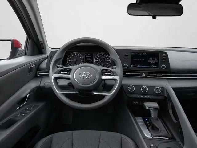 2021 Hyundai Elantra SE