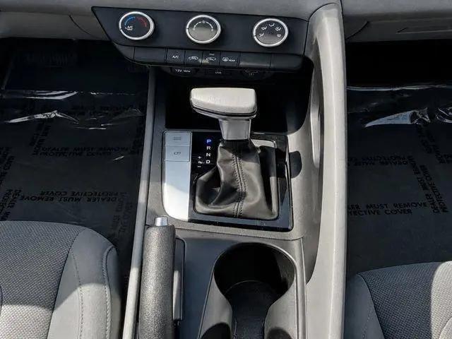 2021 Hyundai Elantra SE