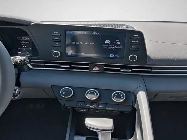 2021 Hyundai Elantra SE