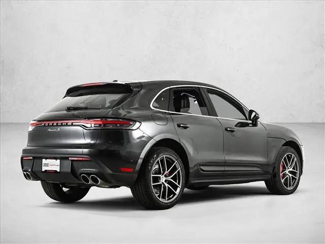 2022 Porsche Macan S