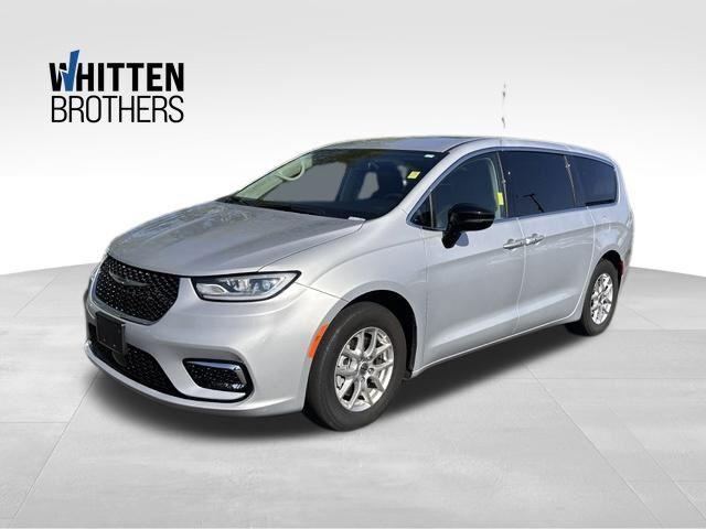 2024 Chrysler Pacifica Touring L 2024 Chrysler Pacifica Touring L