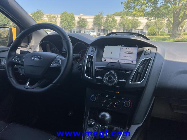 2016 Ford Focus Base