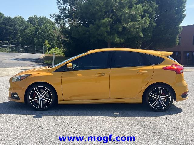 2016 Ford Focus Base