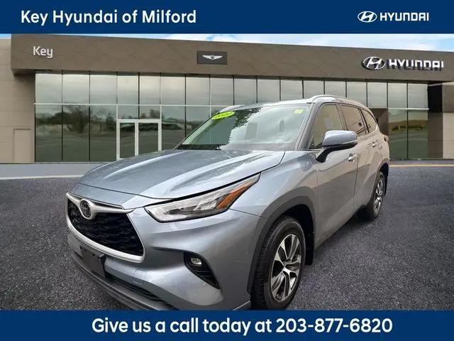 2020 Toyota Highlander XLE for sale in Milford, CT