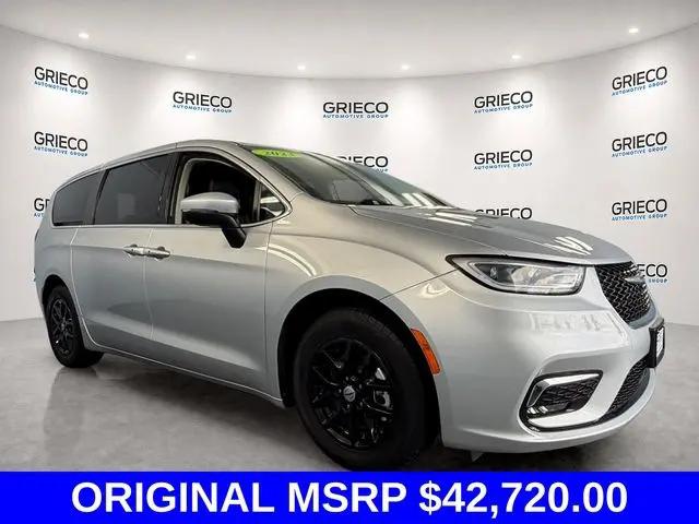 2023 Chrysler Pacifica Touring L for sale in Delray Beach, FL