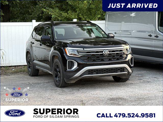 2024 Volkswagen Atlas 2.0T Peak Edition SE w/Technology for sale in Siloam Springs, AR