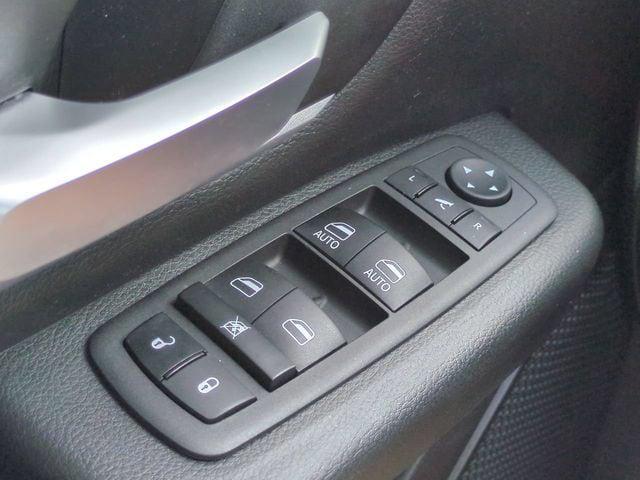 2023 Ram 1500 Big Horn Crew Cab 4x4 57 Box