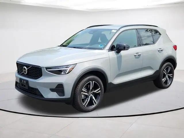 2026 Volvo XC40 Core, B5 AWD Gas (mild hybrid), Dark for sale in Dulles, VA
