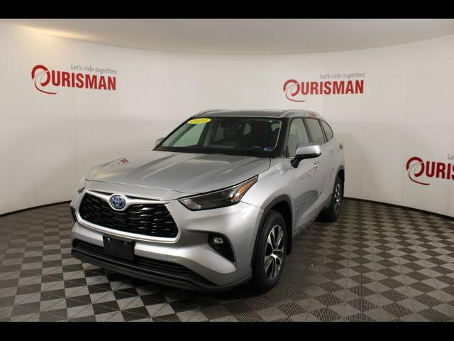 2023 Toyota Highlander Hybrid XLE