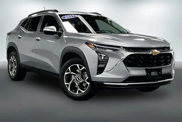 2025 Chevrolet Trax FWD LT for sale in Auburn, IN