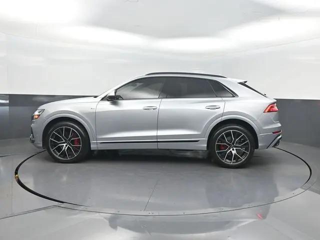 2021 Audi Q8 Premium Plus 55 TFSI quattro Tiptronic