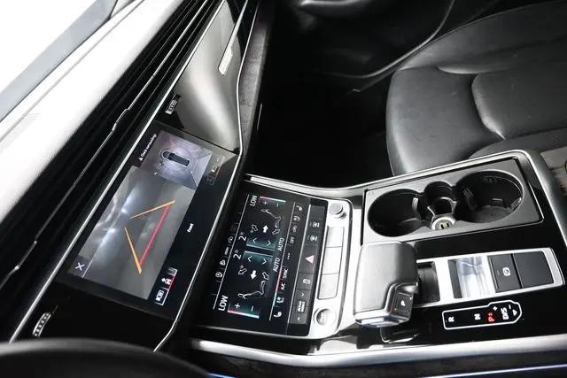 2021 Audi Q8 Premium Plus 55 TFSI quattro Tiptronic