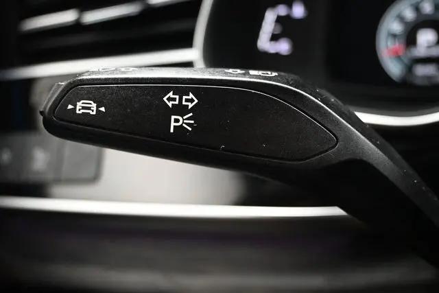 2021 Audi Q8 Premium Plus 55 TFSI quattro Tiptronic