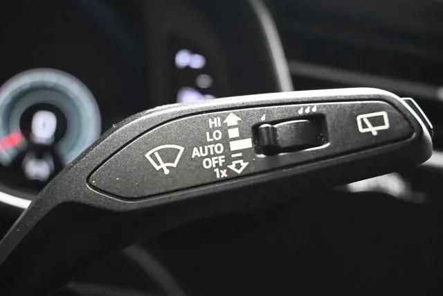 2021 Audi Q8 Premium Plus 55 TFSI quattro Tiptronic