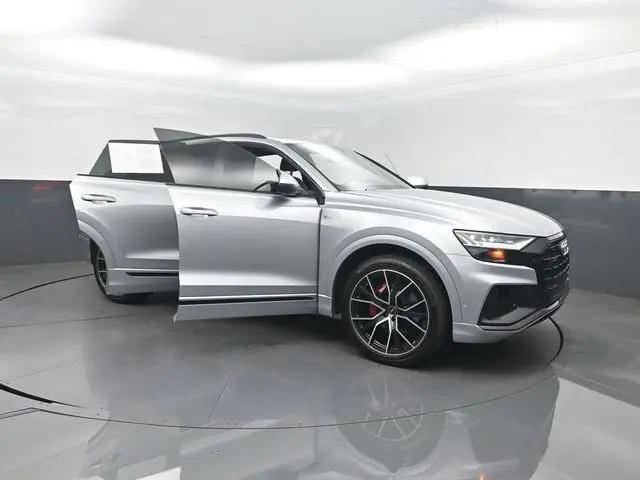 2021 Audi Q8 Premium Plus 55 TFSI quattro Tiptronic