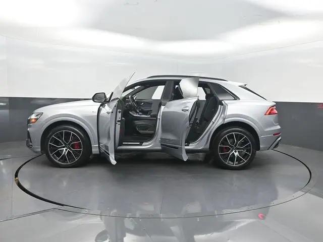 2021 Audi Q8 Premium Plus 55 TFSI quattro Tiptronic