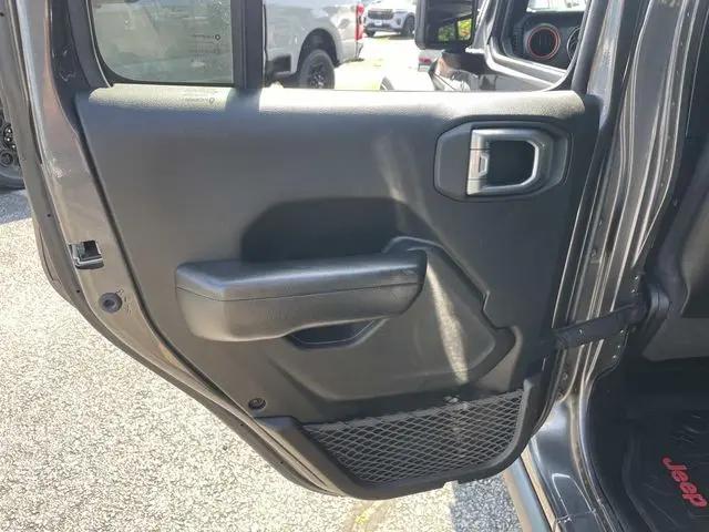 2021 Jeep Gladiator Sport