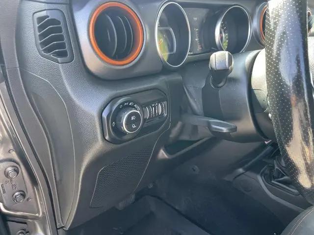 2021 Jeep Gladiator Sport