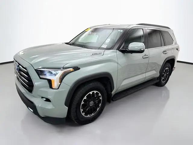 2024 Toyota Sequoia SR5