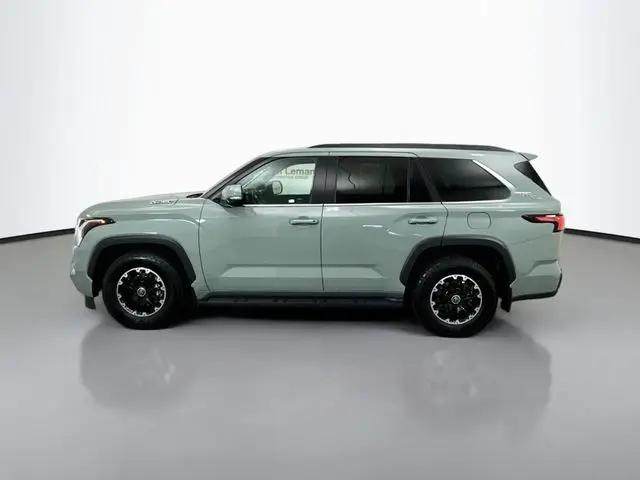 2024 Toyota Sequoia SR5