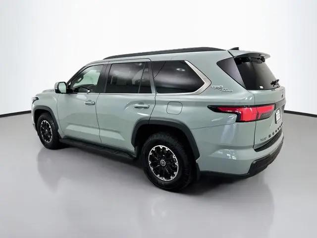 2024 Toyota Sequoia SR5