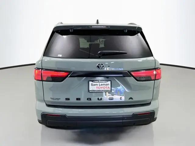 2024 Toyota Sequoia SR5