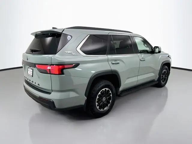 2024 Toyota Sequoia SR5