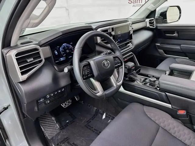 2024 Toyota Sequoia SR5